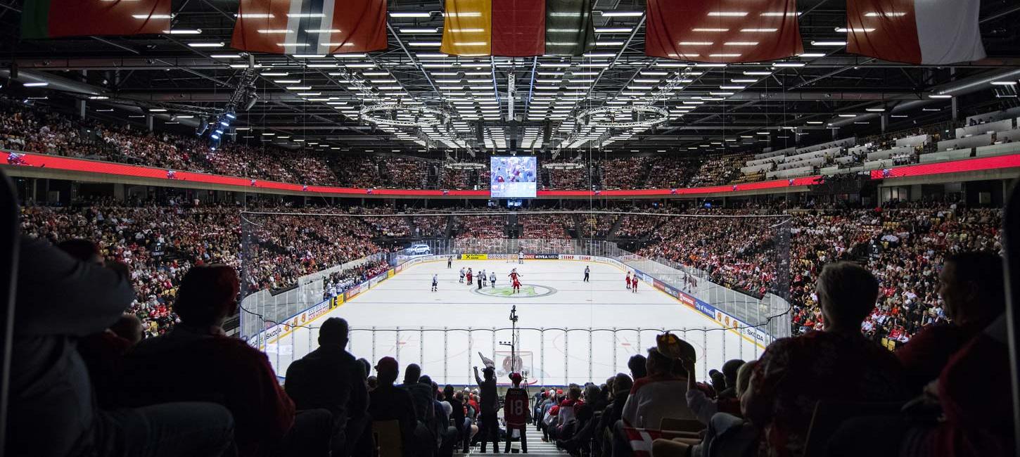 IIHF Ishockey VM 2025 Se kampe i Herning Book overnatning og